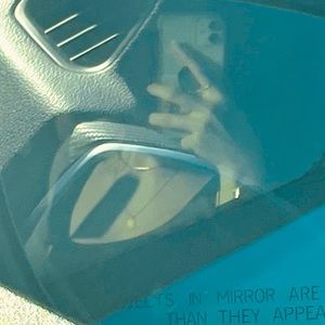 Meet your Posher, Lydia